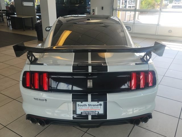Used 2016 Ford Mustang Shelby GT350 w/ Technology Package RWD image 9