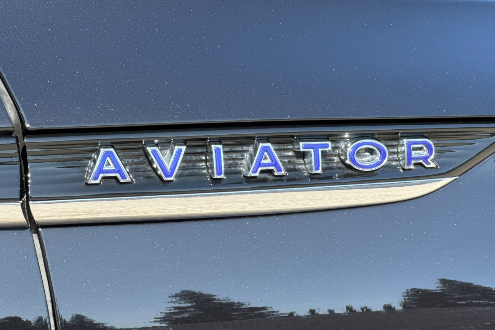 Used 2023 Lincoln Aviator Black Label Grand Touring w/ Class IV Trailer Tow Package AWD/4WD image 28