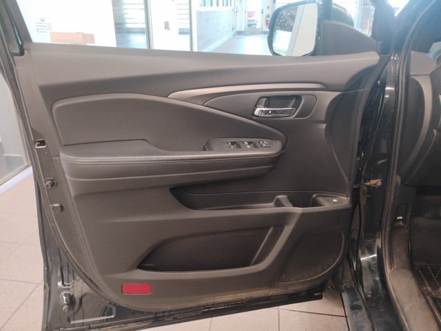 Used 2019 Honda Passport Sport image 14