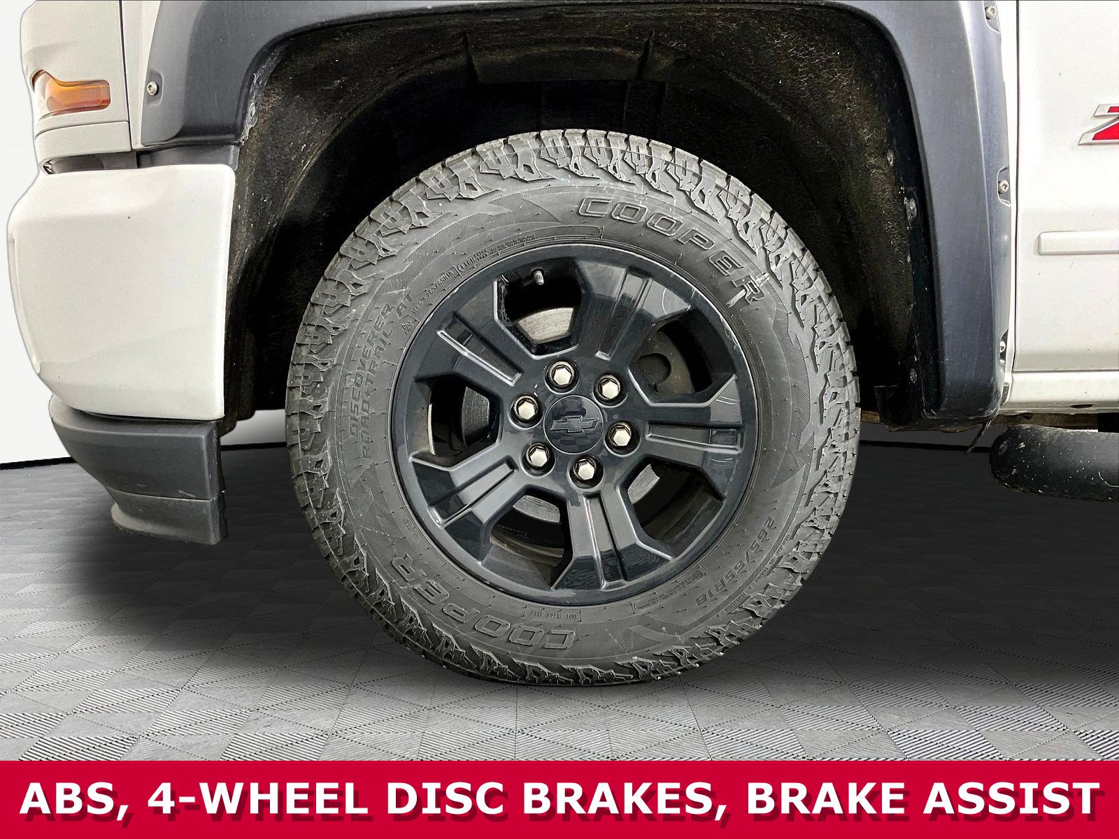 Used 2019 Chevrolet Silverado 1500 LT w/ All Star Edition AWD/4WD image 30