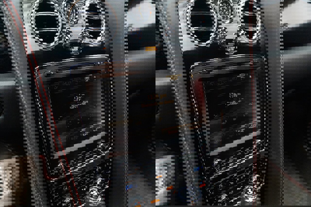 Used 2015 Bentley Continental GT image 96