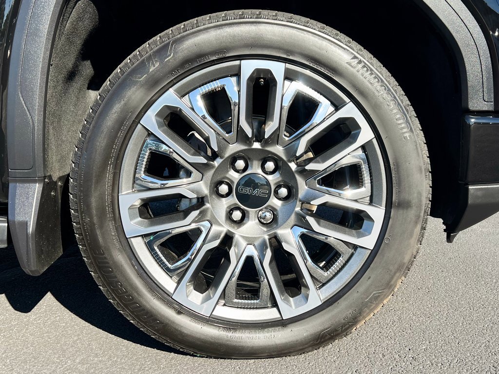 Used 2025 GMC Sierra 1500 Denali Ultimate image 19