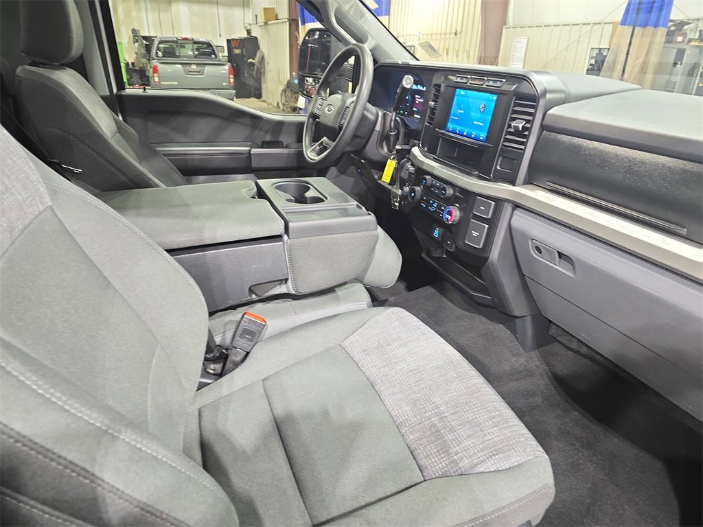 Used 2024 Ford F450 XLT w/ 360-Degree Camera Package image 10