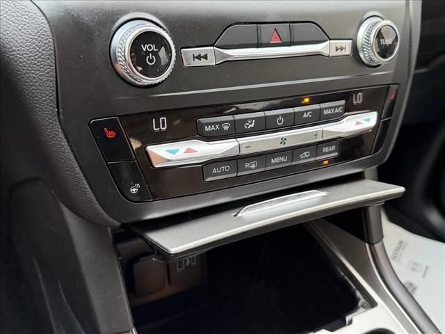 Used 2020 Ford Explorer XLT w/ Comfort Package AWD/4WD image 23