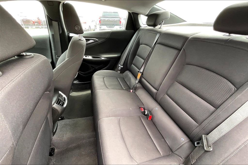 Used 2023 Chevrolet Malibu LT FWD image 19
