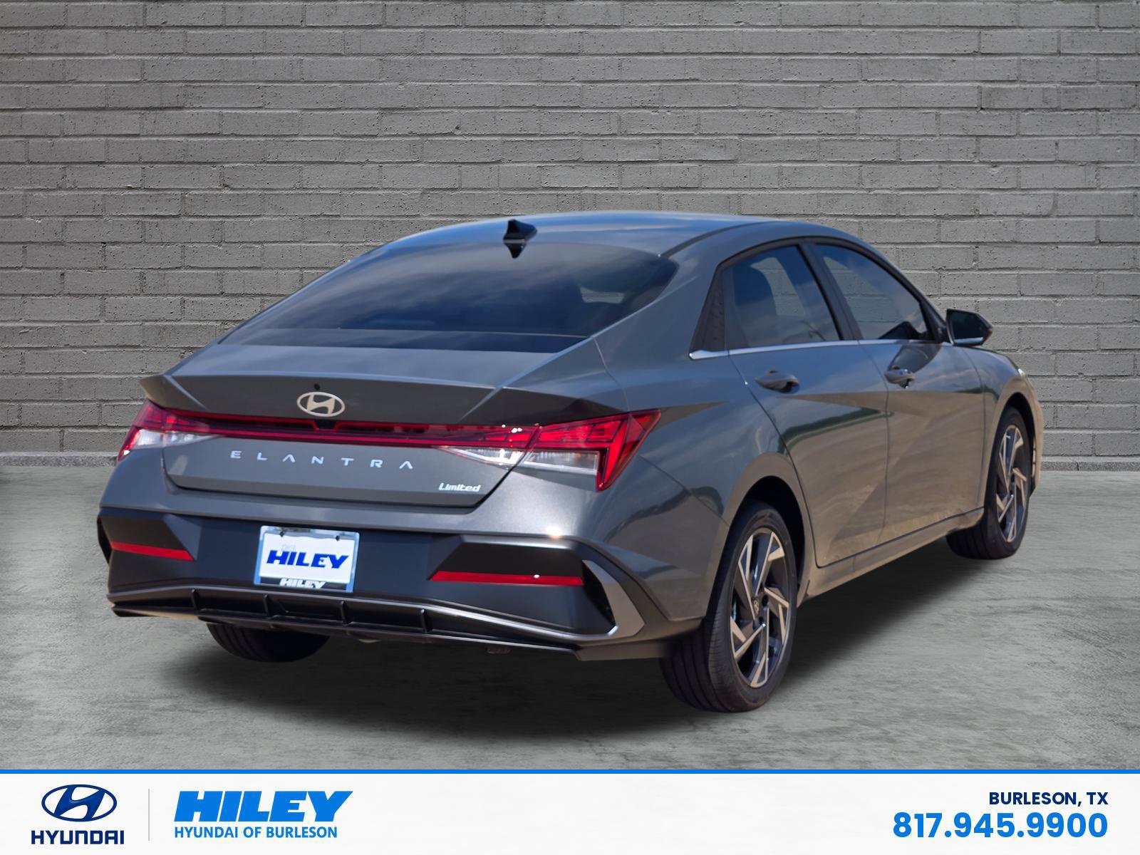 New 2026 Hyundai Elantra Limited FWD image 4