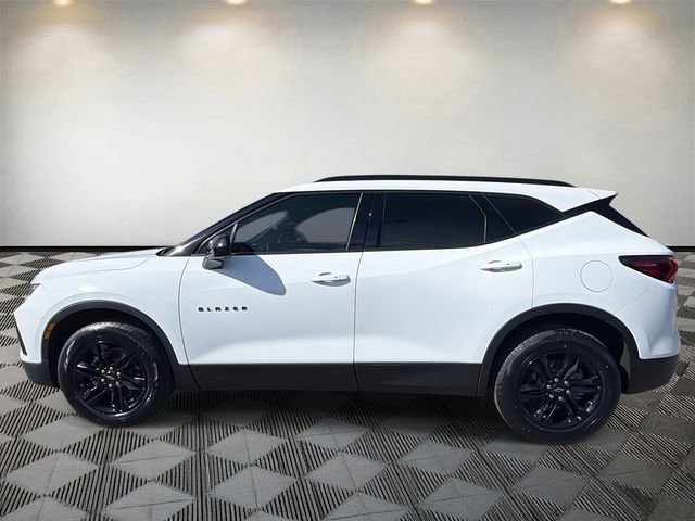 Used 2022 Chevrolet Blazer LT w/ Midnight/Sport Edition image 8