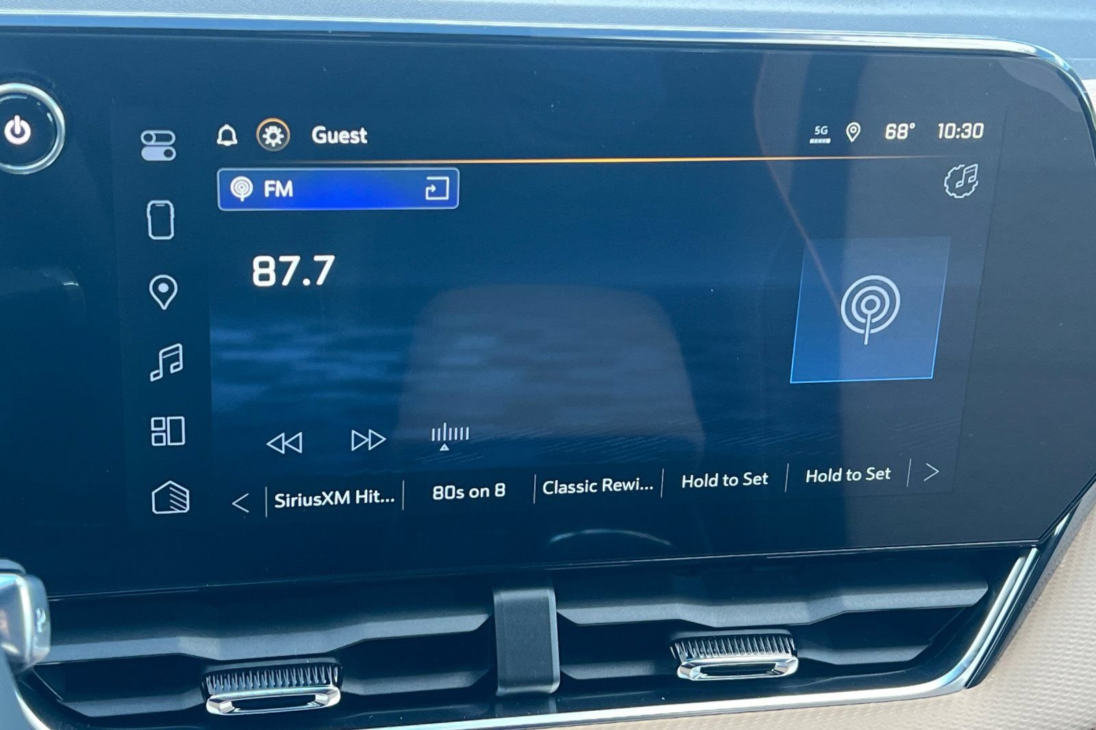 New 2026 Chevrolet Equinox ACTIV w/ Safety and Technology Package AWD/4WD image 15