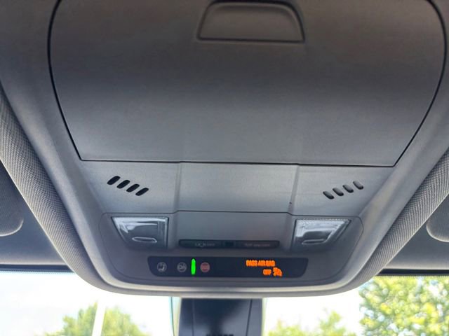 Used 2023 GMC Acadia SLE FWD image 7