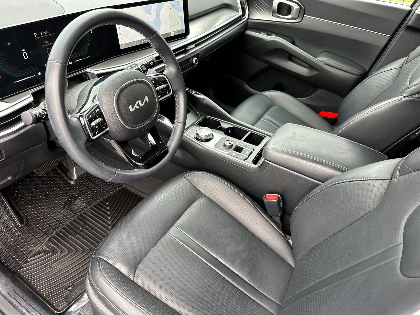 Used 2025 Kia Sorento EX image 9