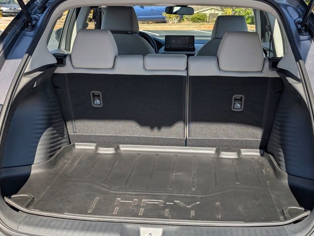 Used 2025 Honda HR-V LX image 10
