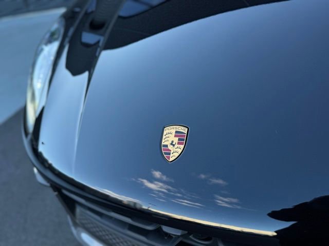 New 2026 Porsche Macan Turbo image 38