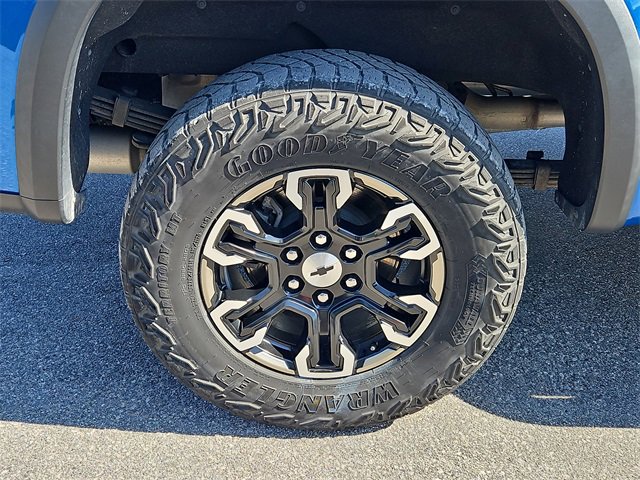 Used 2022 Chevrolet Silverado 1500 ZR2 image 5