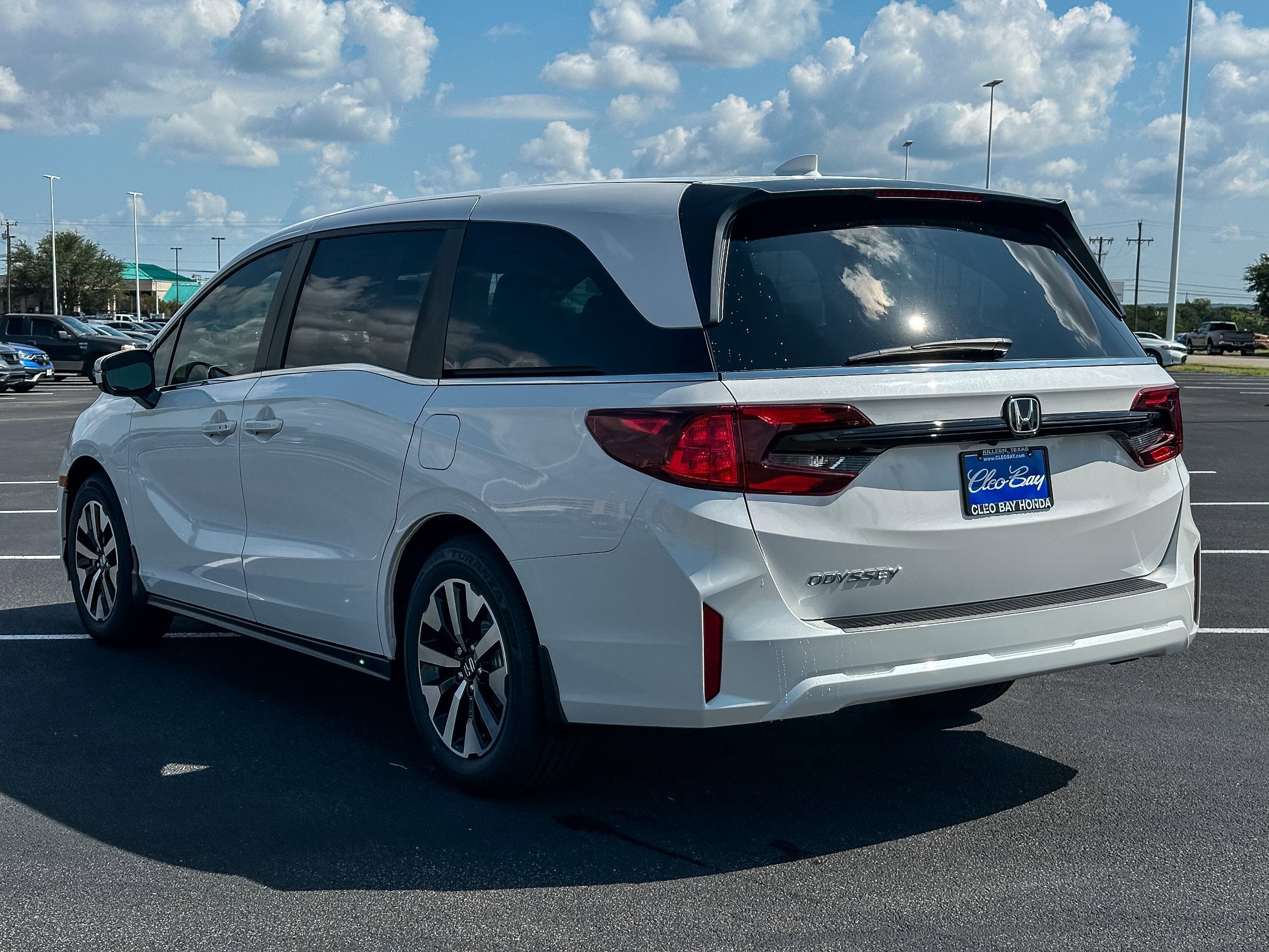 New 2026 Honda Odyssey EX-L image 7