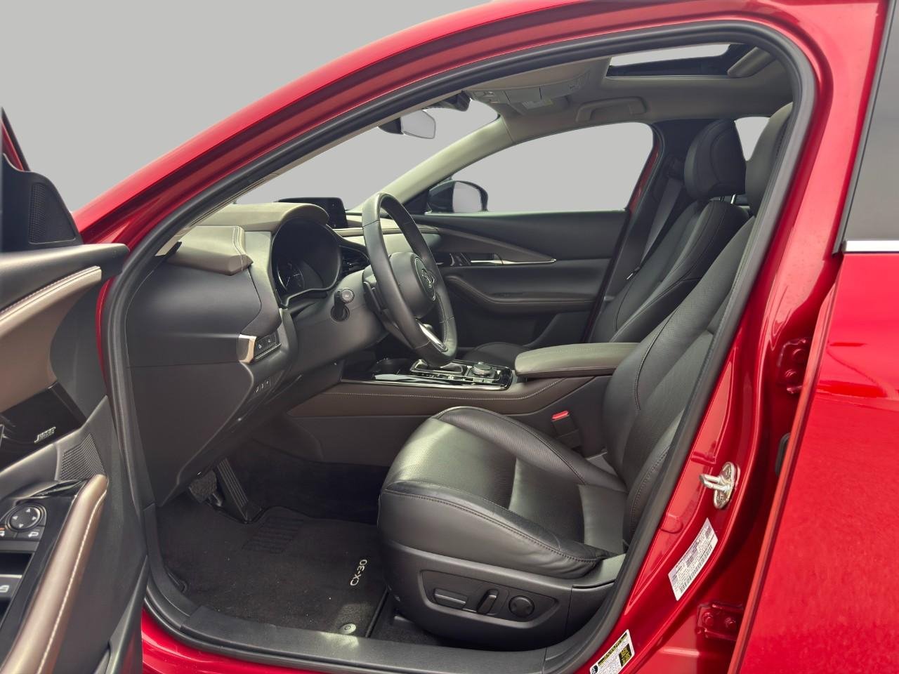 Used 2024 MAZDA CX-30 2.5 Turbo w/ Premium Package image 11