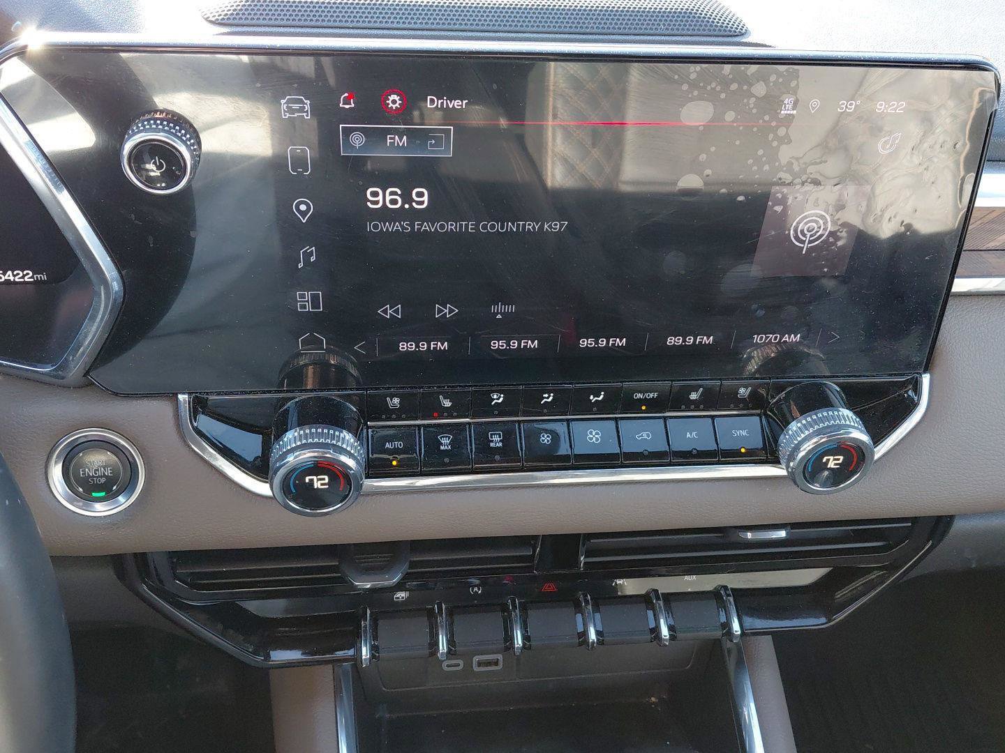 Used 2024 GMC Canyon Denali image 28