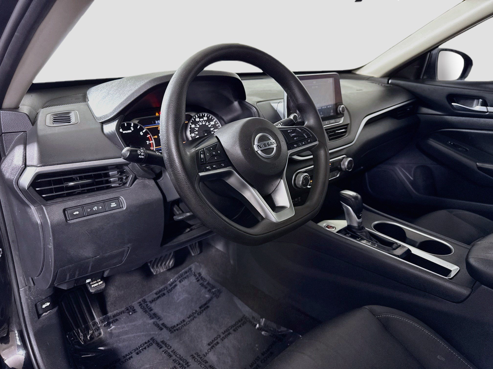Used 2022 Nissan Altima 2.5 SV FWD image 23