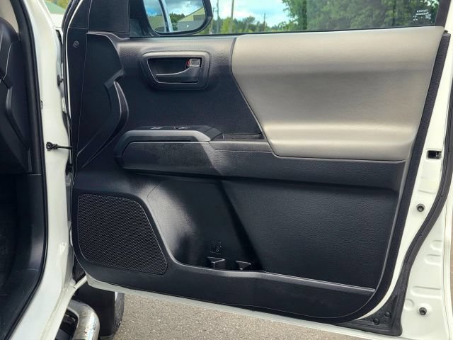 Used 2020 Toyota Tacoma SR w/ SR Convenience Package AWD/4WD image 51
