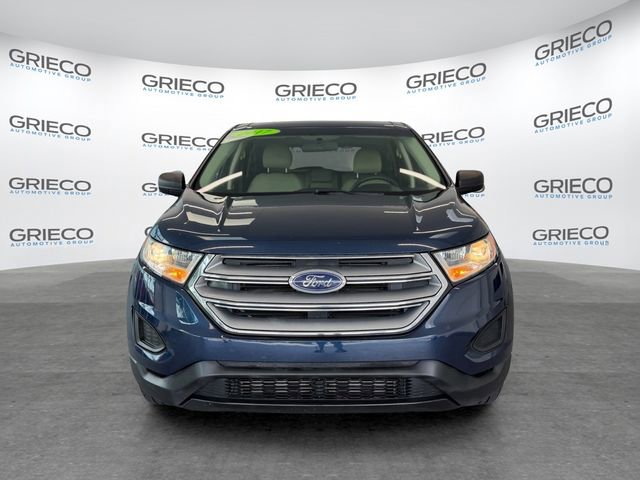 Used 2017 Ford Edge SE FWD image 2