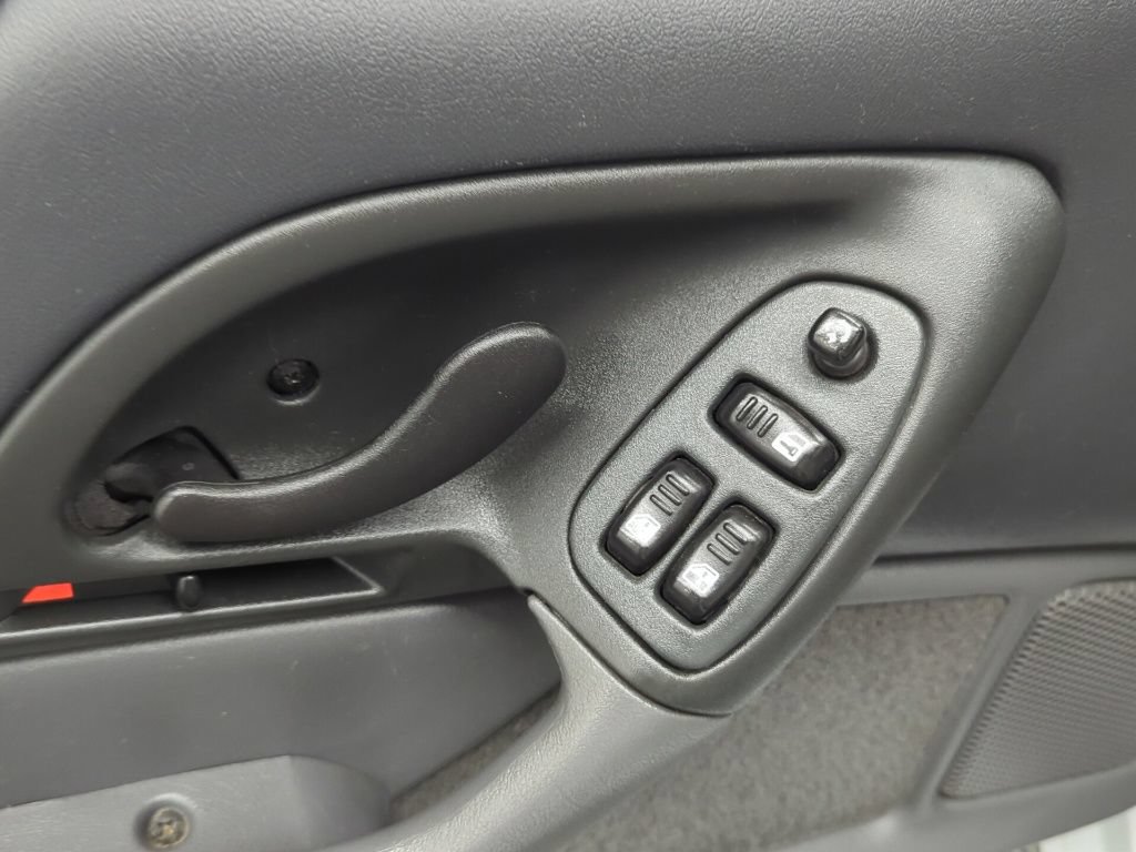 Used 1997 Chevrolet Camaro SS w/ SS Alteration Pkg RWD image 11