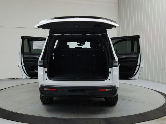 New 2026 Jeep Grand Wagoneer image 14