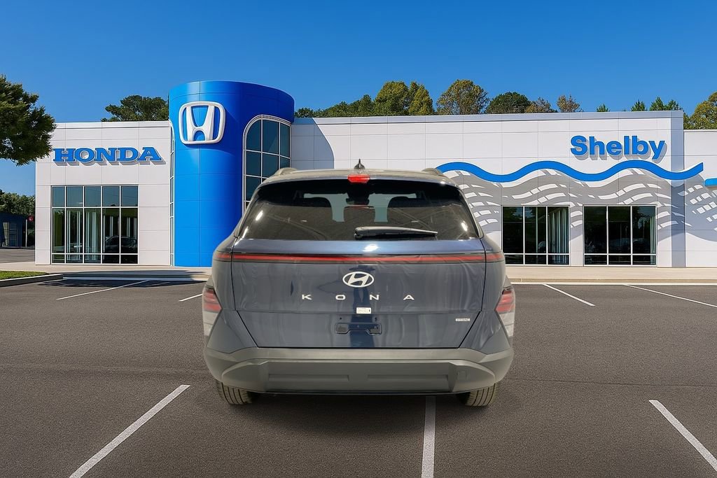 Used 2025 Hyundai Kona SEL image 7