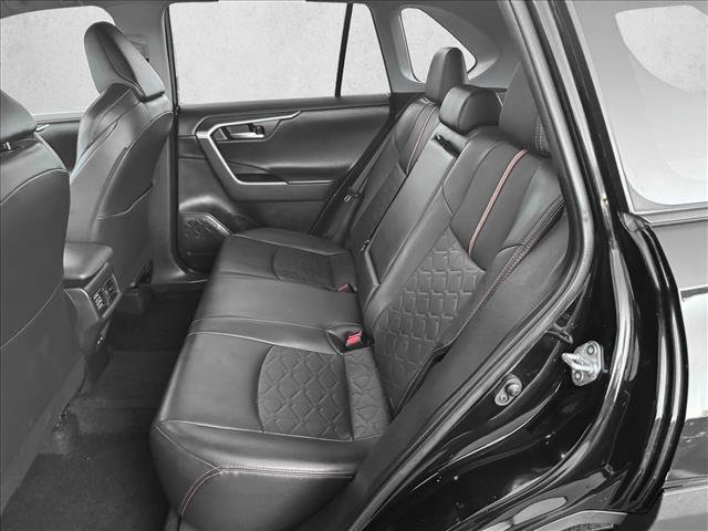 Used 2024 Toyota RAV4 Adventure image 17