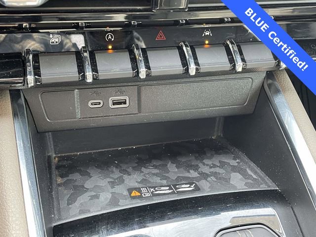 Used 2023 GMC Canyon Denali image 30