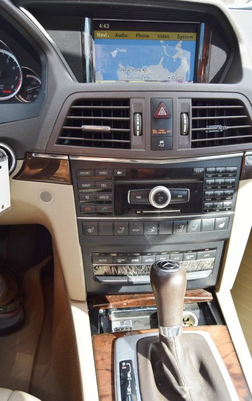 Used 2011 Mercedes-Benz E 550 Cabriolet image 21