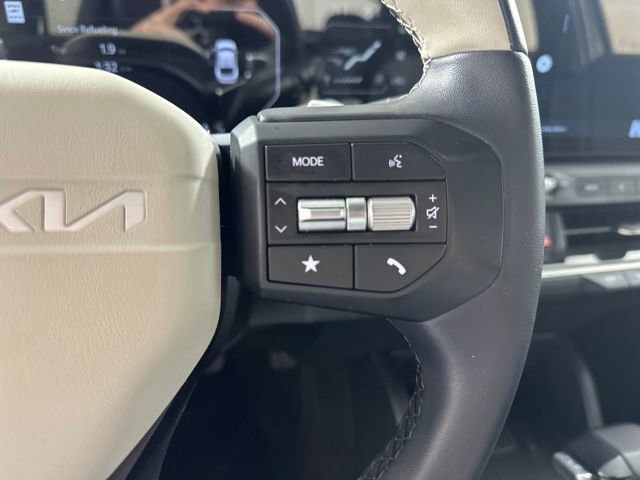 Used 2025 Kia K4 GT-Line w/ GT-Line Sunroof Package image 16