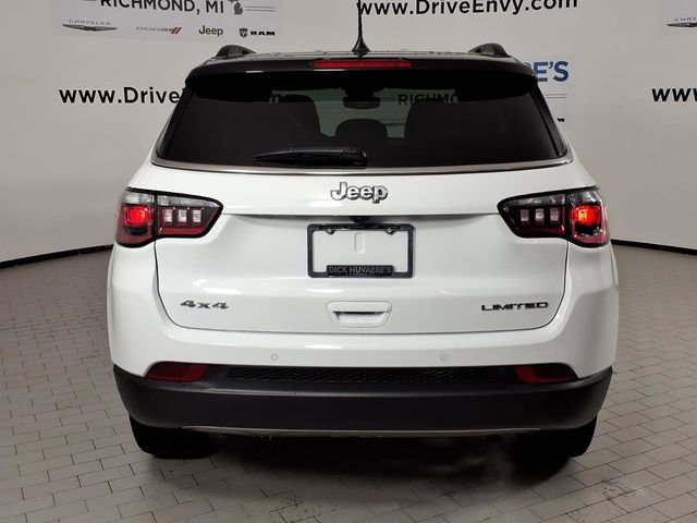 Used 2024 Jeep Compass Limited image 5