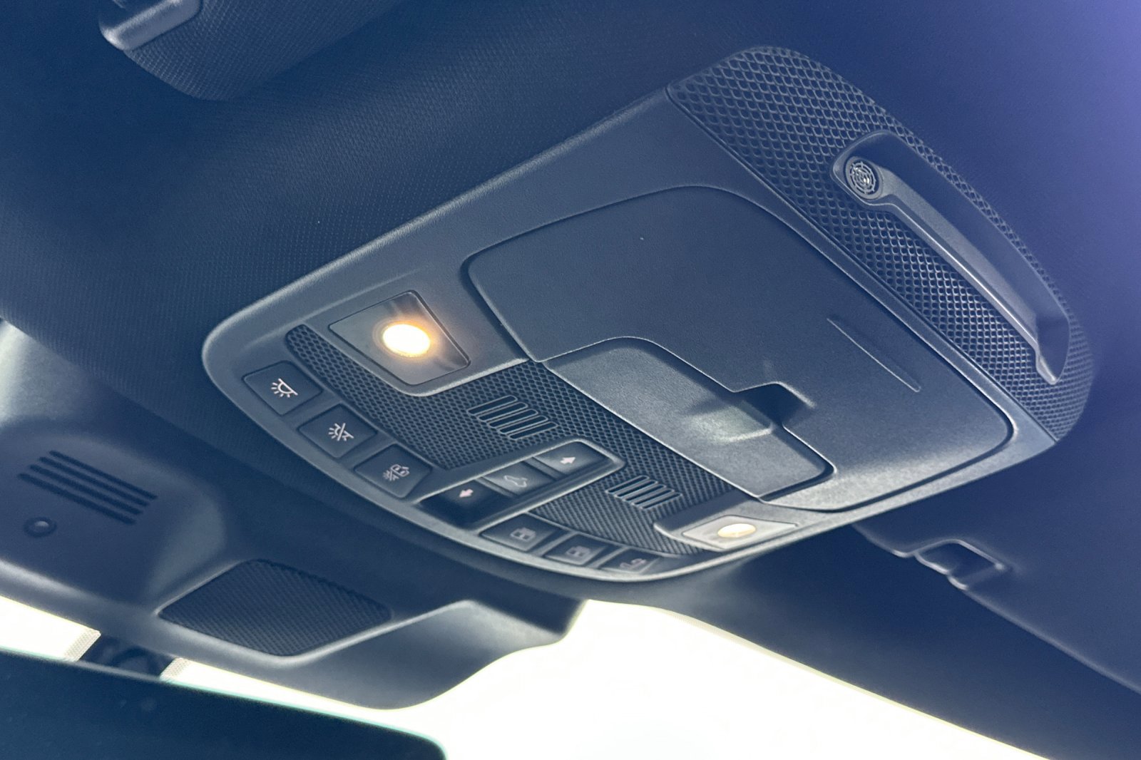 Used 2022 Lincoln Navigator Reserve image 25