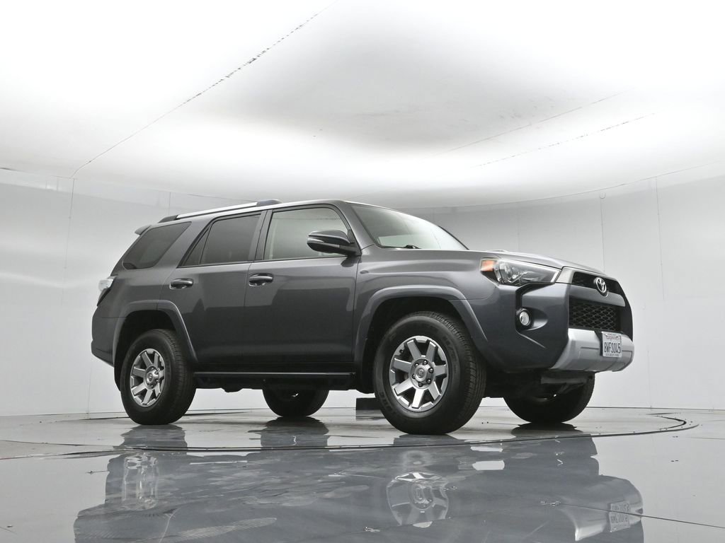 Used 2015 Toyota 4Runner Trail Premium image 3