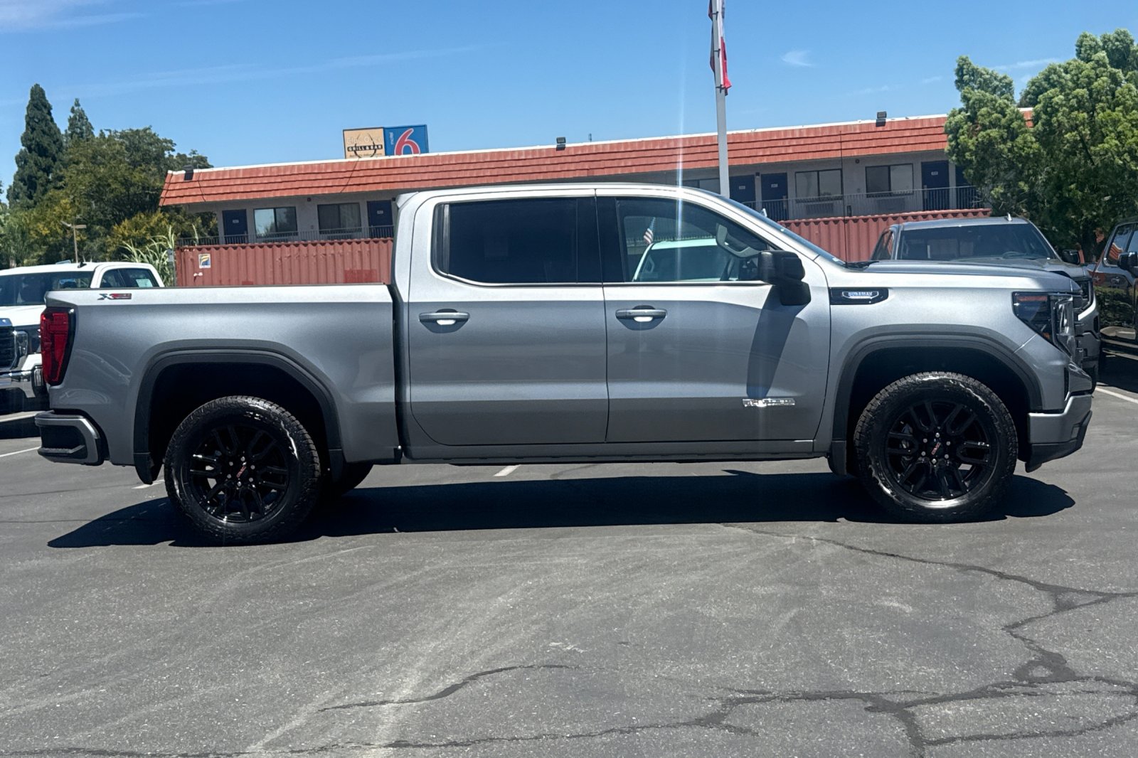 New 2026 GMC Sierra 1500 Elevation AWD/4WD image 3