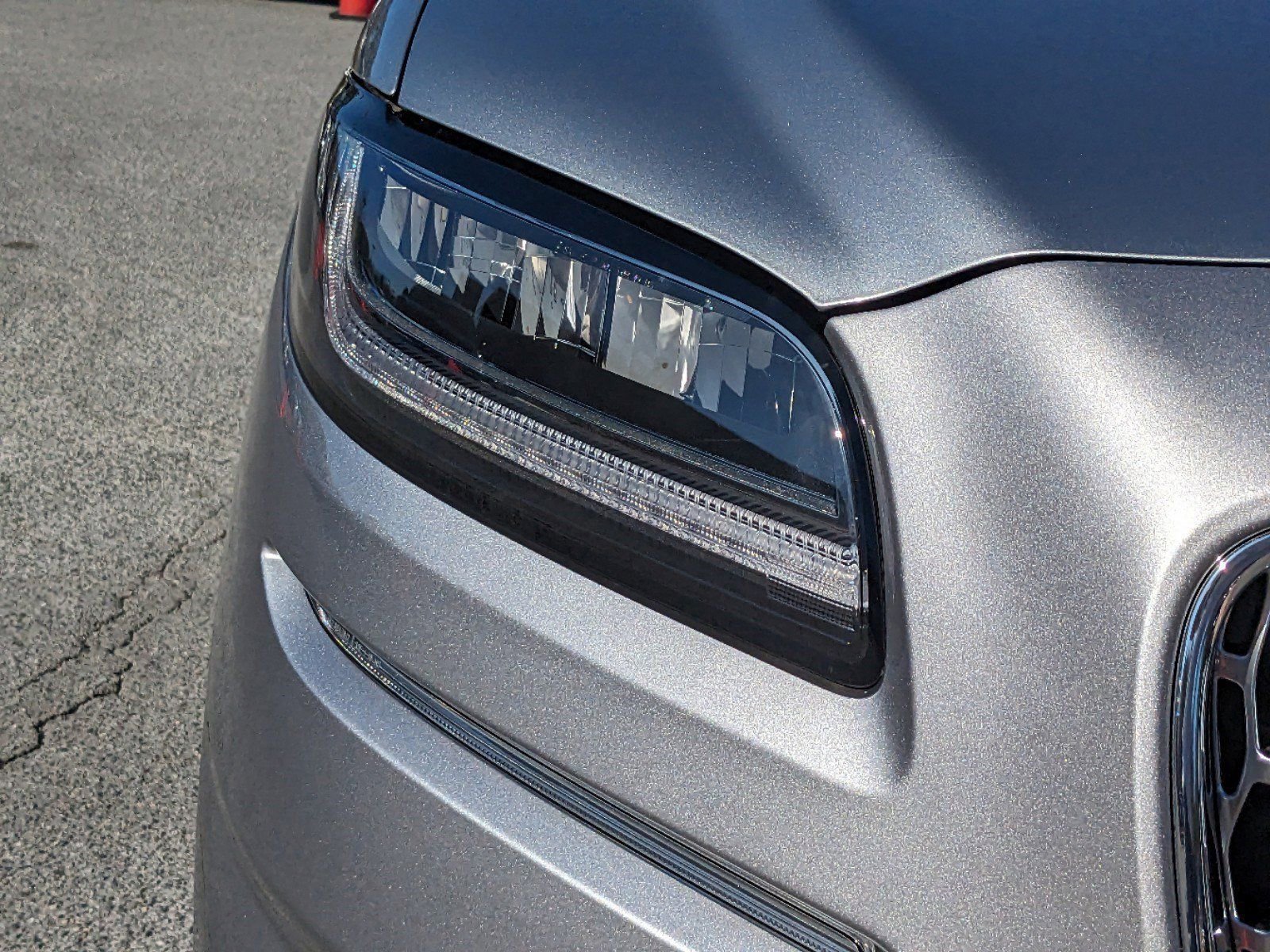 Certified 2023 Lincoln Nautilus Reserve w/ Equipment Group 201A image 11