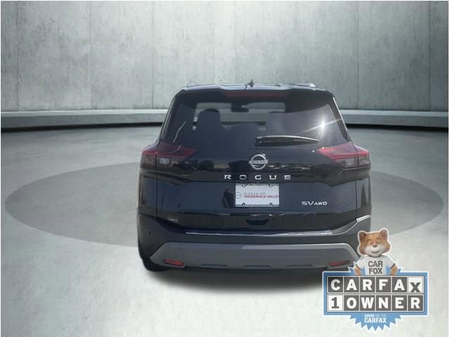 Certified 2022 Nissan Rogue SV w/ SV Premium Package AWD/4WD image 5