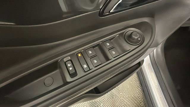 Used 2022 Buick Encore Preferred w/ Safety Package AWD/4WD image 11