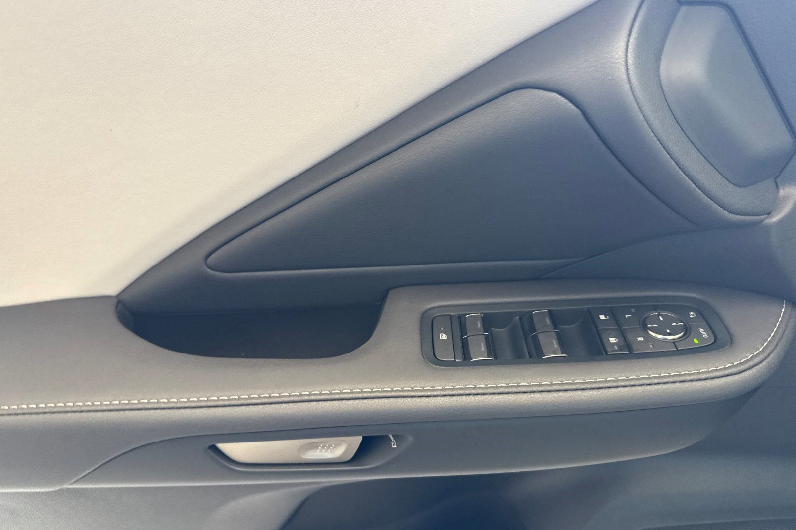 New 2026 Lexus TX 350 FWD image 14