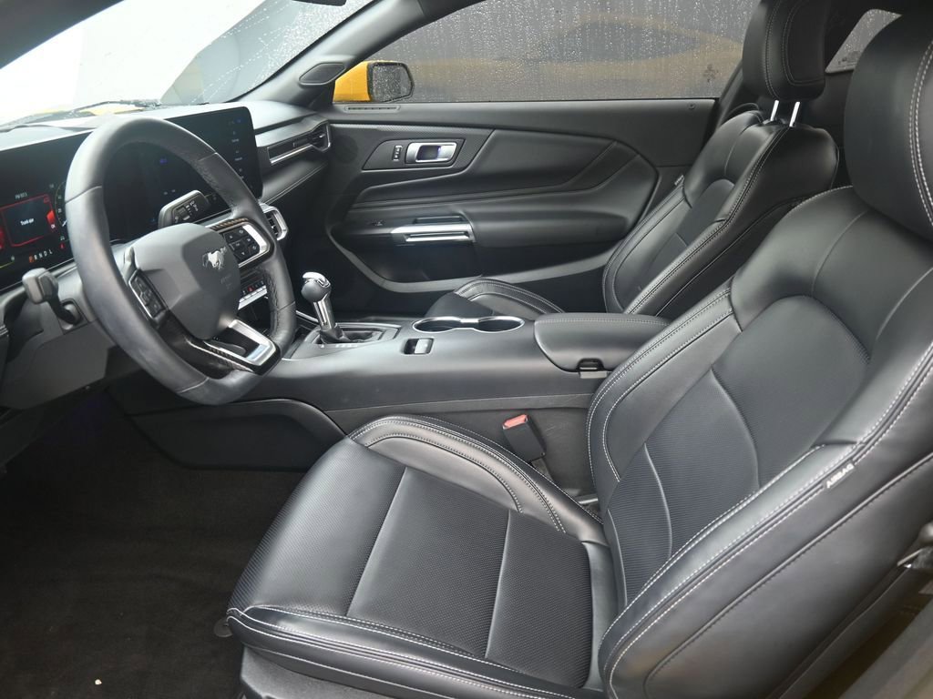 Used 2024 Ford Mustang Premium image 14