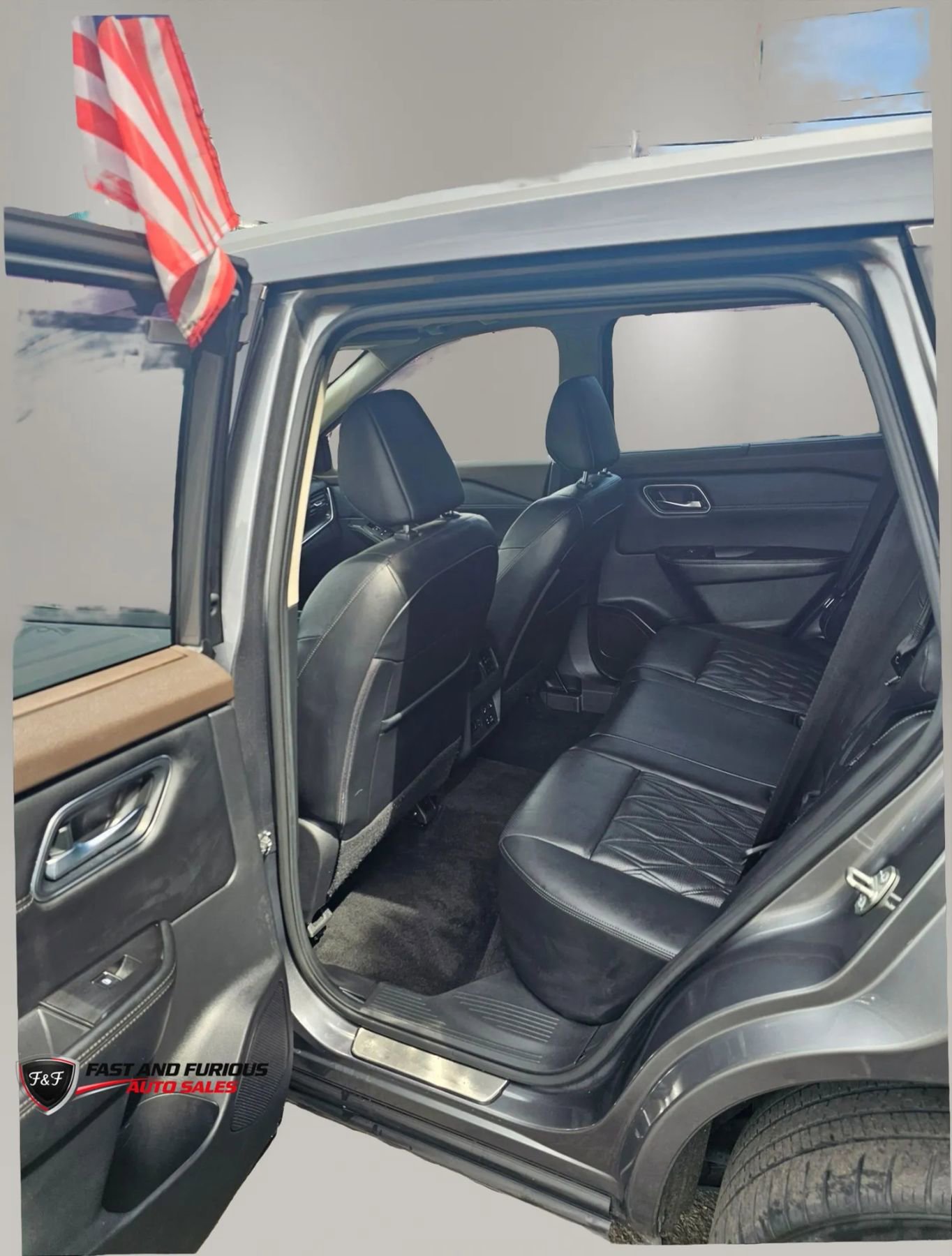 Used 2023 Nissan Rogue Platinum w/ Platinum Premium Package AWD/4WD image 7