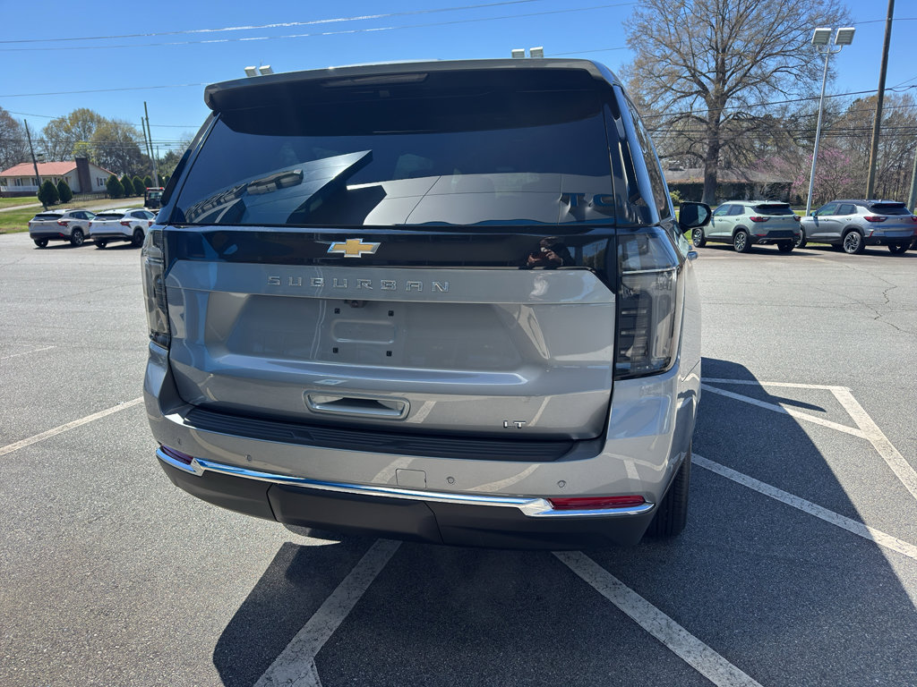 New 2026 Chevrolet Suburban LT w/ Comfort Package AWD/4WD image 5