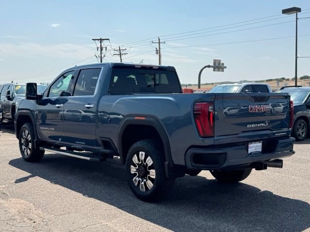Used 2026 GMC Sierra 3500 Denali AWD/4WD image 3