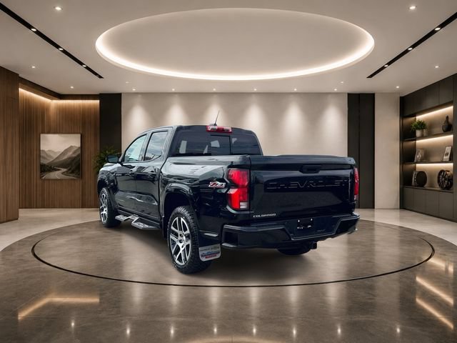 Used 2023 Chevrolet Colorado Z71 w/ Advanced Trailering Package AWD/4WD image 8