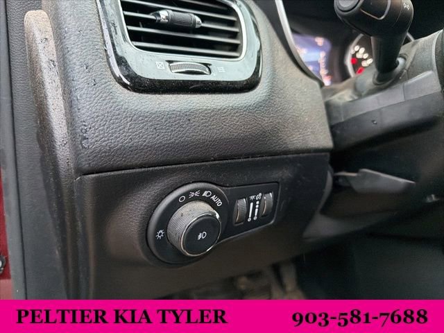 Used 2021 Jeep Compass Limited w/ Sun and Sound Group image 17