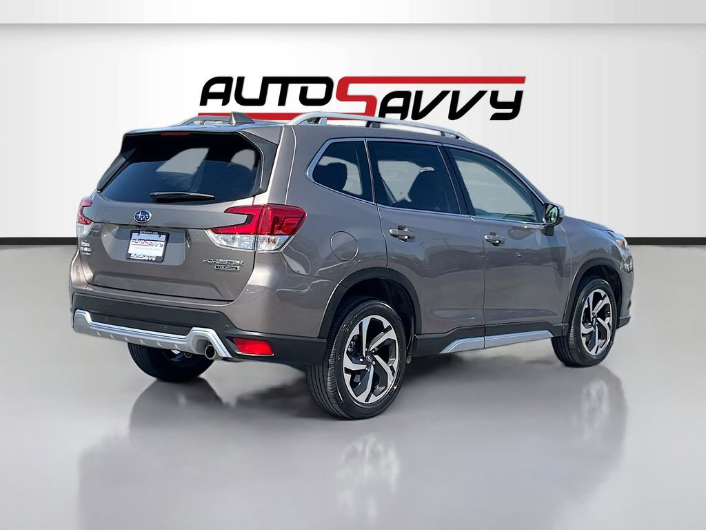 Used 2022 Subaru Forester Touring AWD/4WD image 7