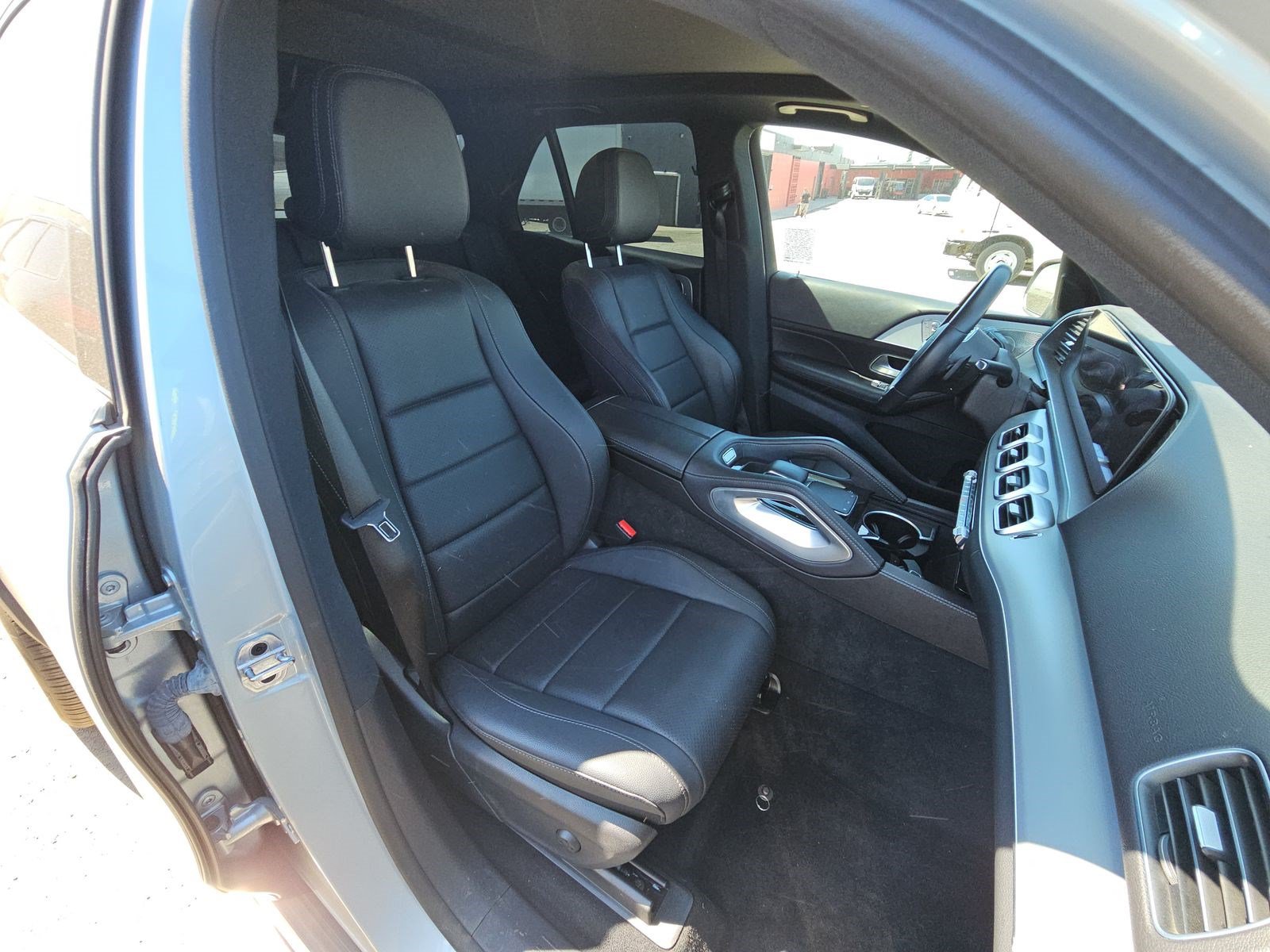 Used 2022 Mercedes-Benz GLE 350 w/ Premium Package image 14