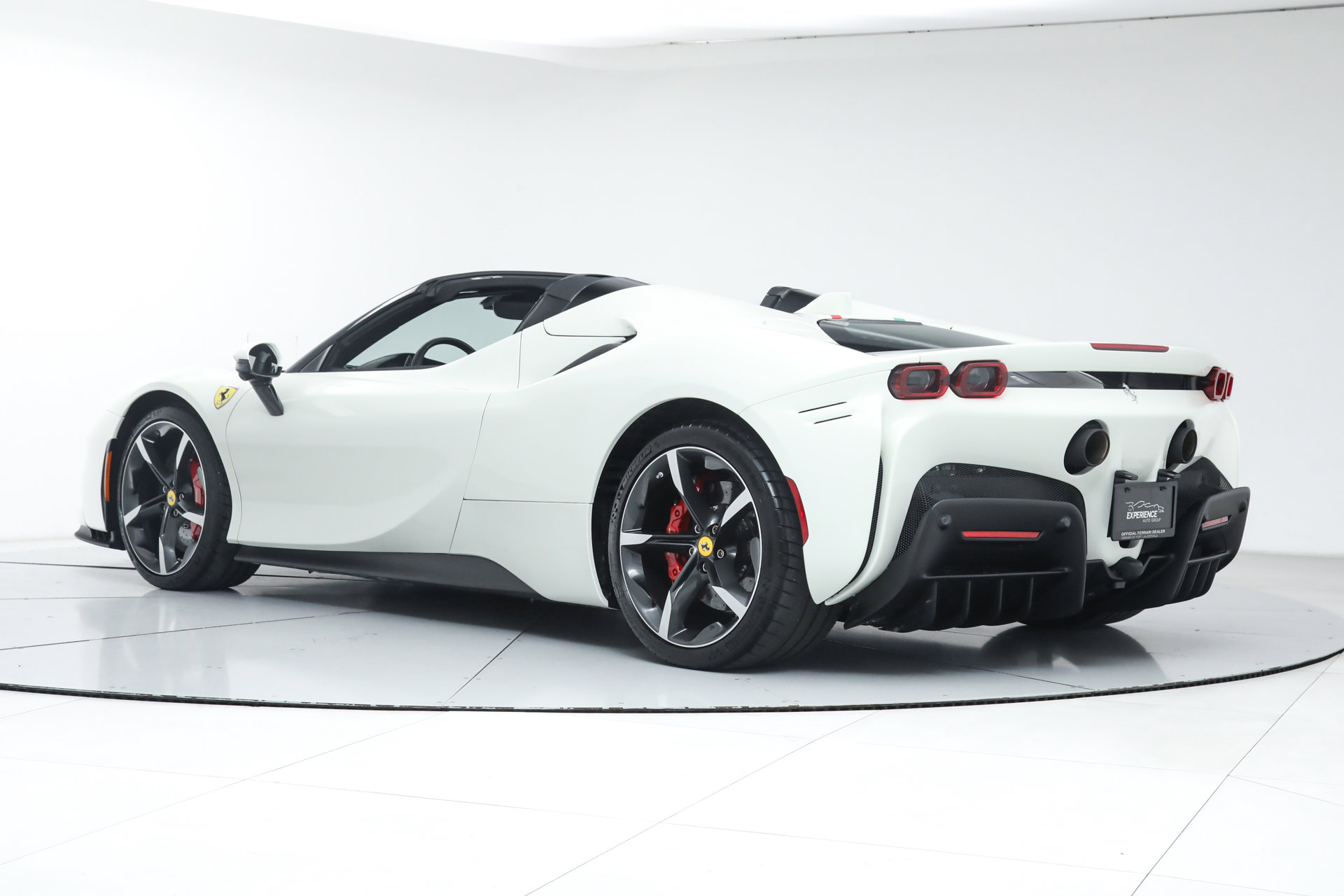 Certified 2025 Ferrari SF90 Spider AWD/4WD image 8