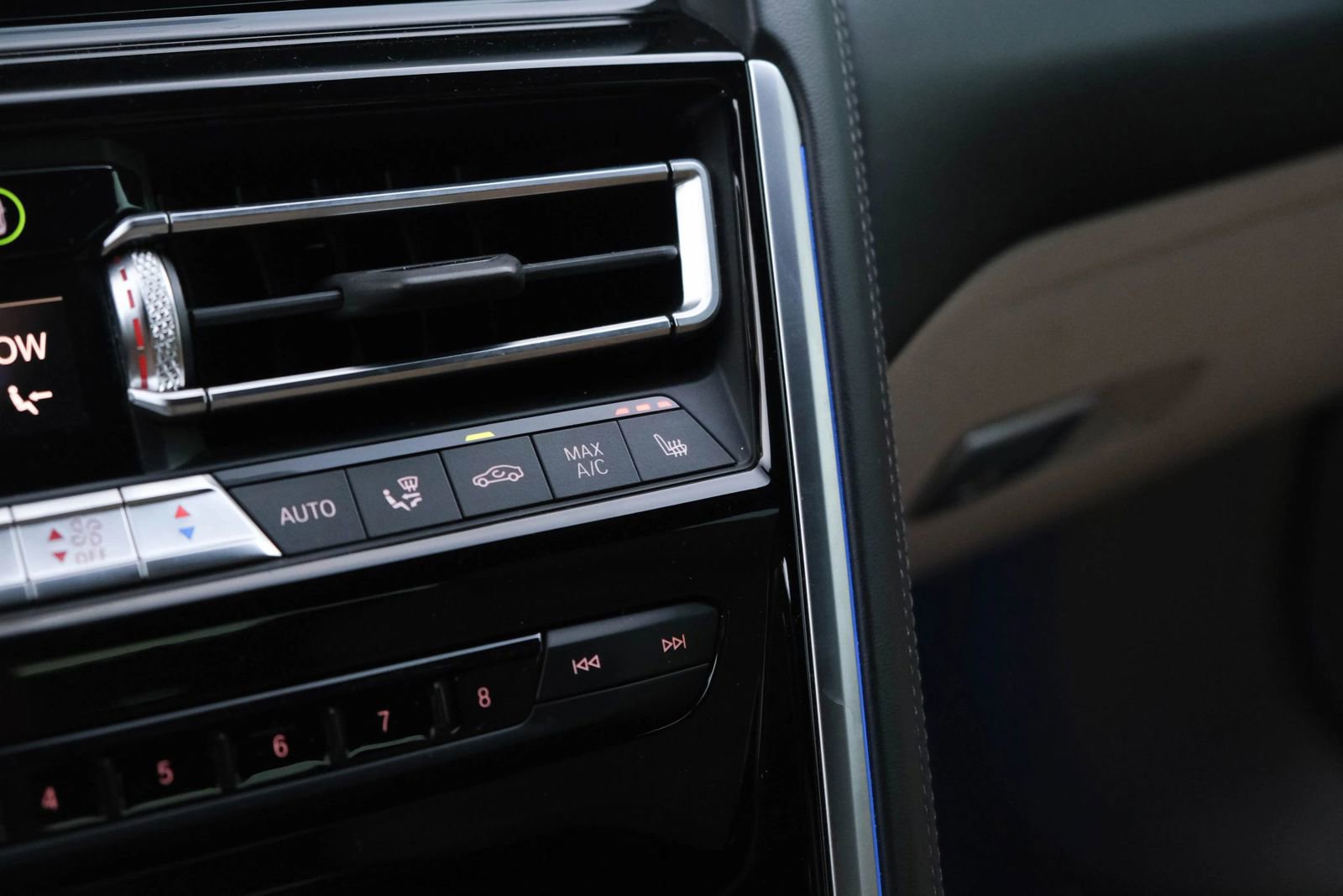 Used 2021 BMW 840i Gran Coupe w/ M Sport Package image 42