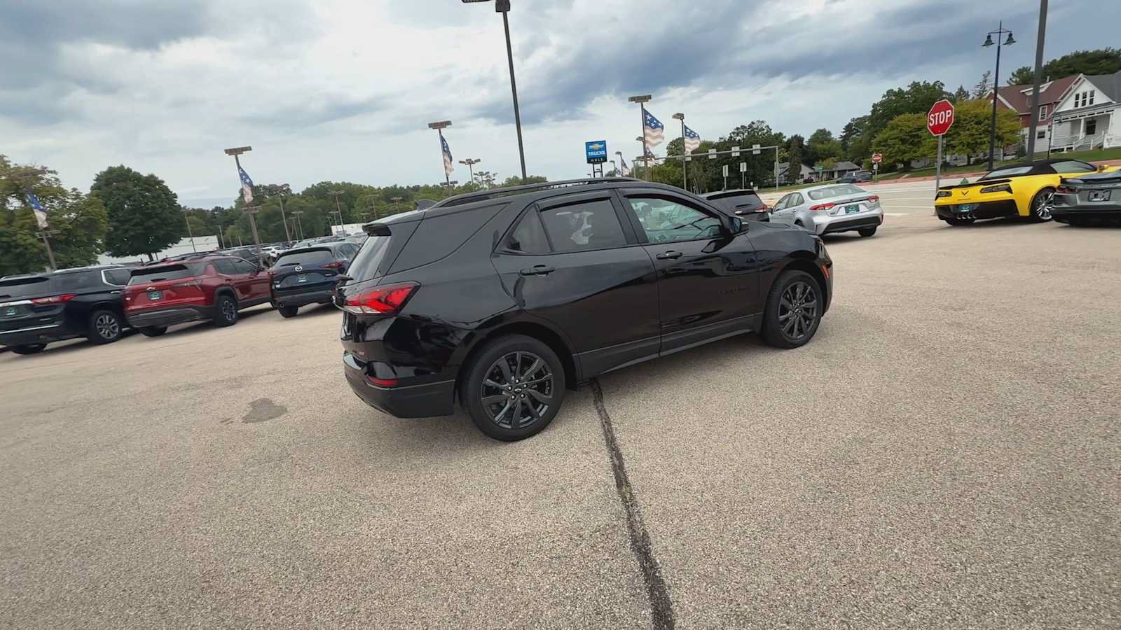 Certified 2024 Chevrolet Equinox RS w/ RS Leather Package AWD/4WD image 8