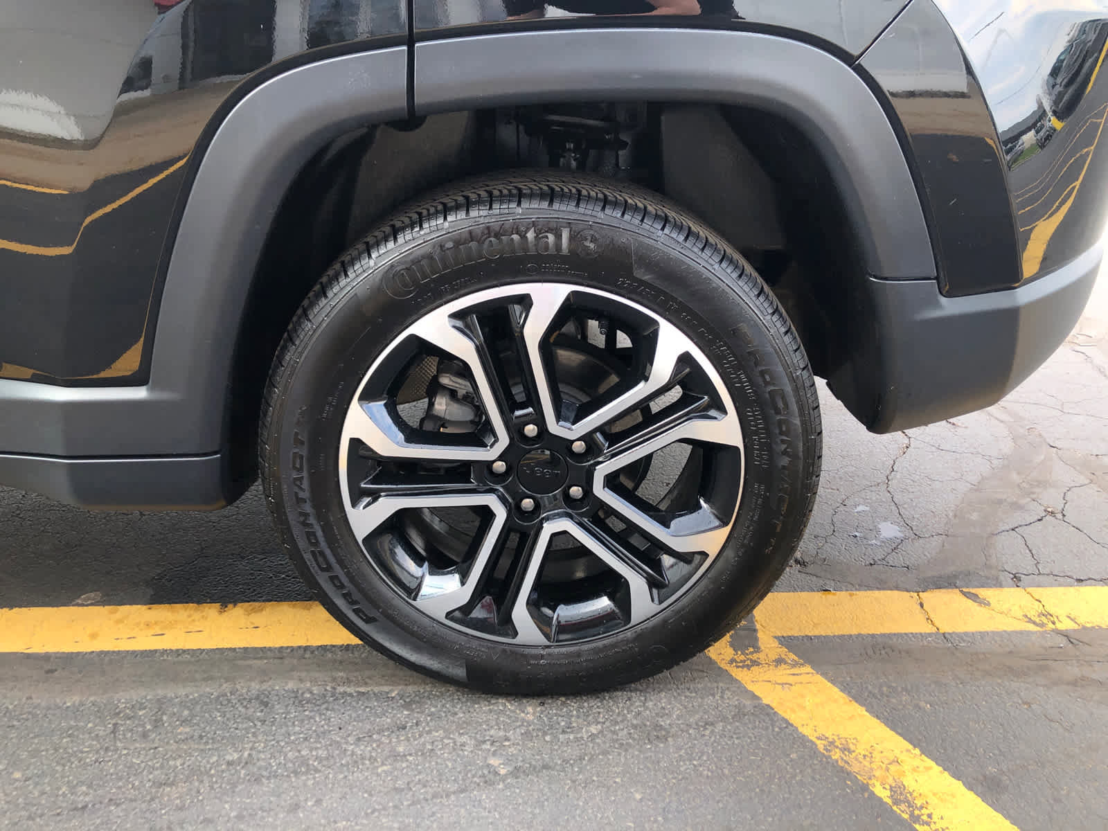 Used 2023 Jeep Compass Limited w/ Sun and Sound Group image 24